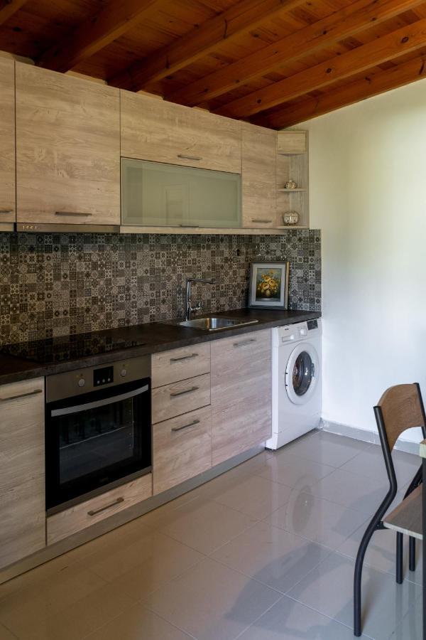 Ar Apartment Platanidia Bagian luar foto